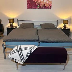 Apartment Moderne Maisonettewohnung/2 Zimmer/kueche/bad #2, Markt Schwaben